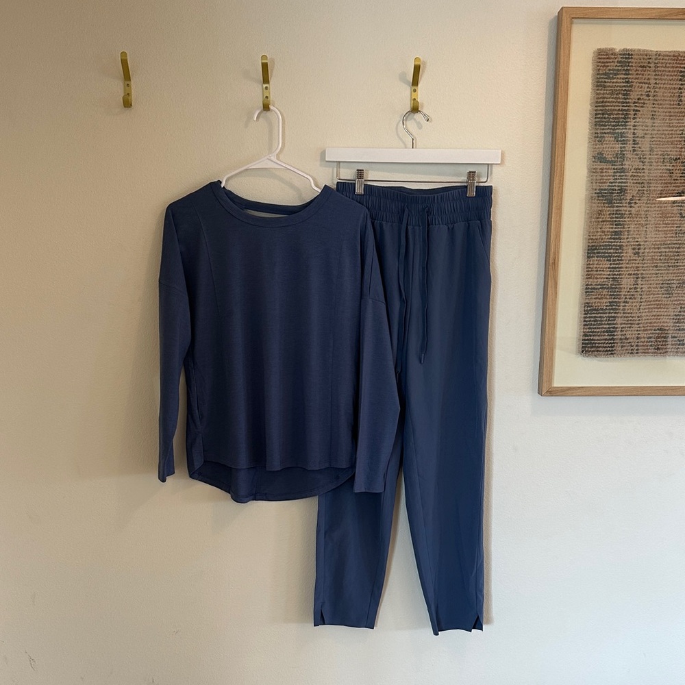 All in Motion Blue Women's Pants & Top Set